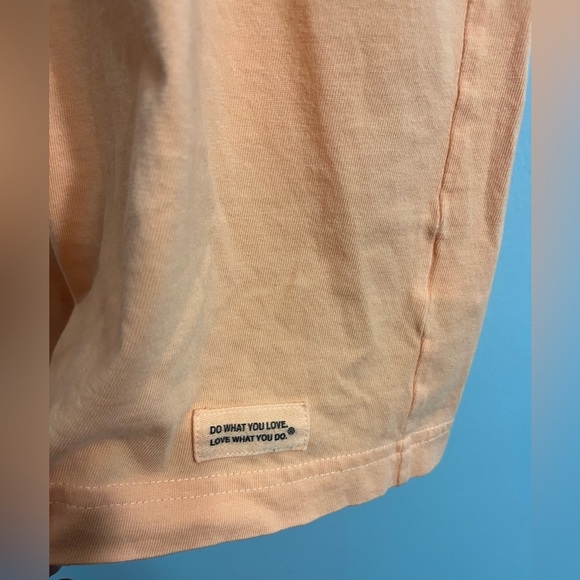 Life is Good size men’s medium orange tshirt with graphic - Picture 6 of 6